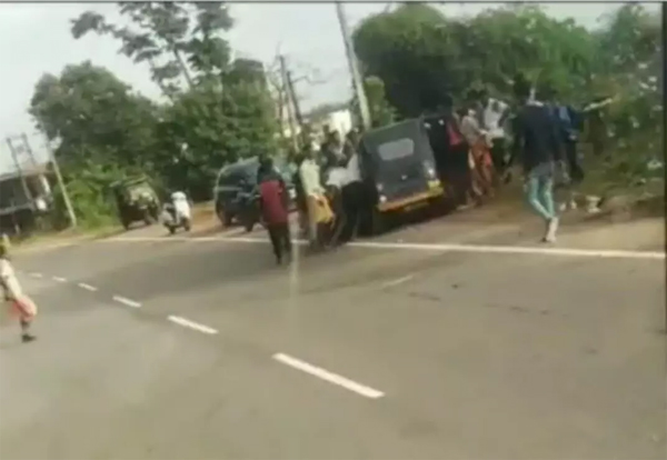 Mangaluru: Autorickshaw Driver Dies in Car Collision