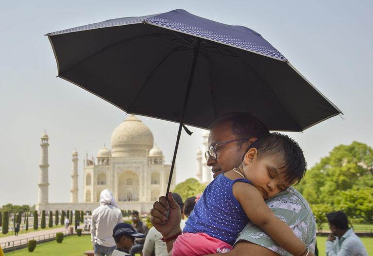 Scorching heatwave continues in northwest, central India