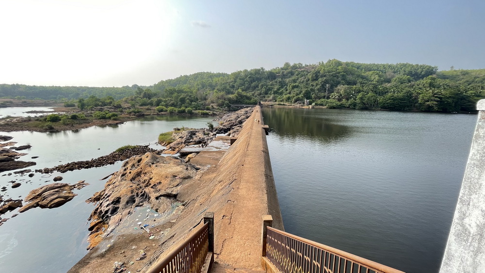 Water crisis deepens in Bhatkal as heatwave hits, residents grapple with drying rivers and wells