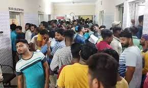 Odisha train accident: People queue up to donate blood for injured in Balasore