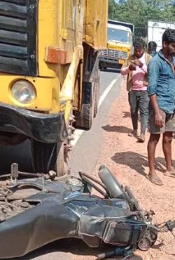 Mangaluru: Motorcyclist Succumbs to Injuries in Tipper Collision