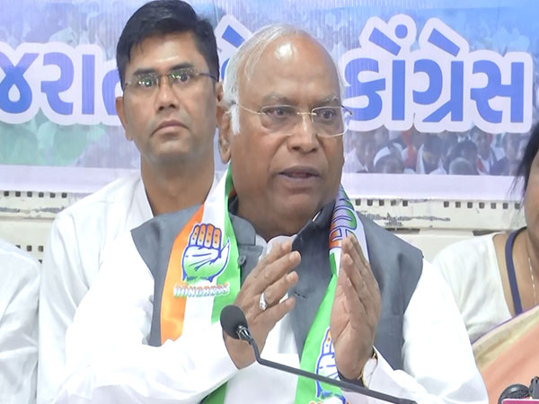 "Prime Minister has begun attacking own friends," Mallikarjun Kharge hits out after PM Modi's Ambani-Adani jibe