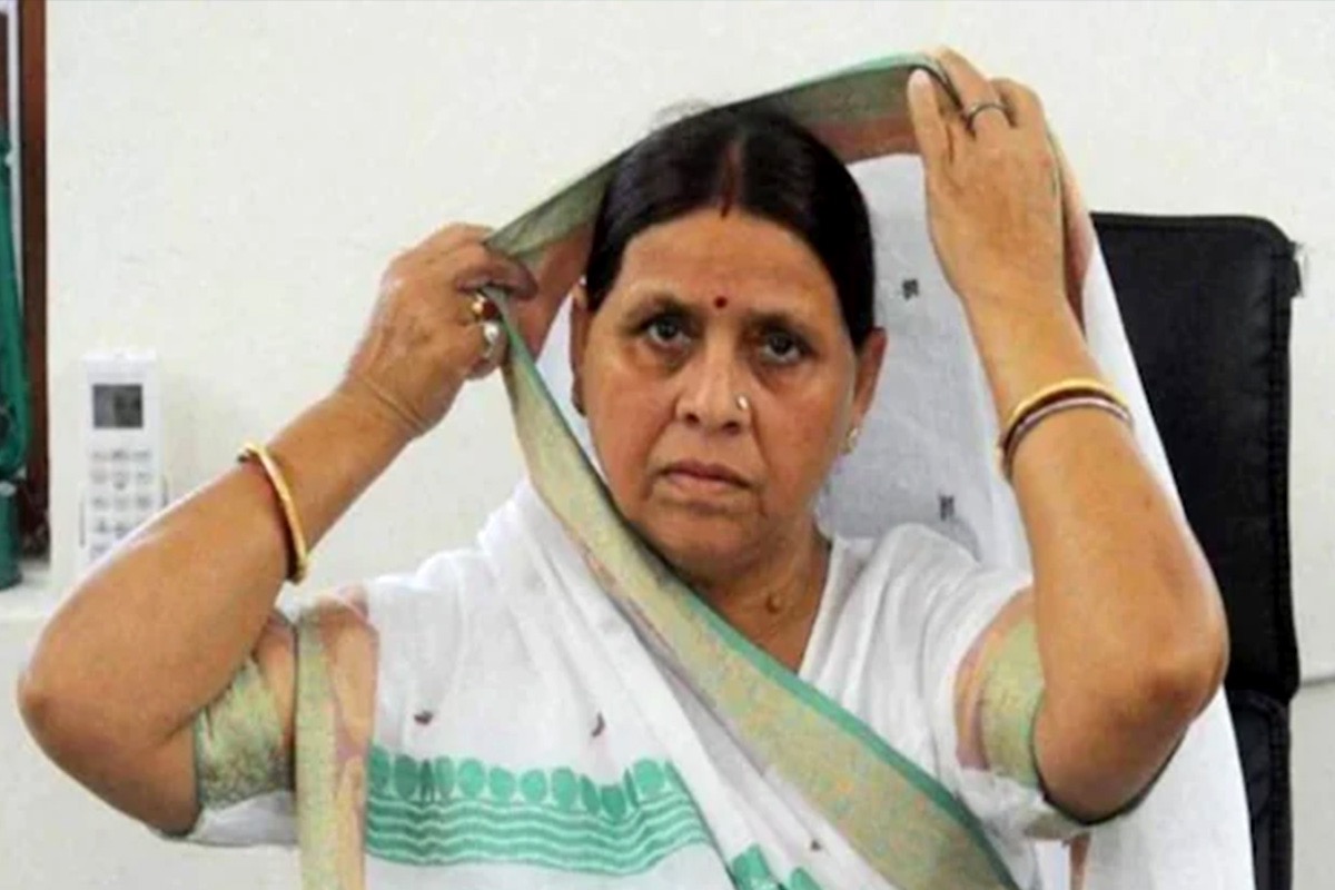 Land for jobs case: CBI team at residence of former Bihar CM Rabri Devi