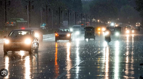 Light drizzle and cloudy skies bring relief to Delhi after record 52.3°C heat