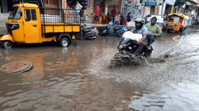 Schools shut in various districts due to heavy rainfall warning in Tamil Nadu