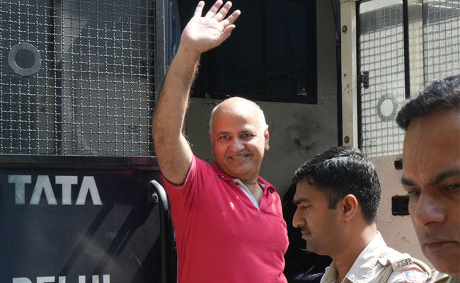 Sisodia reaches residence to meet ailing wife as HC grants interim relief