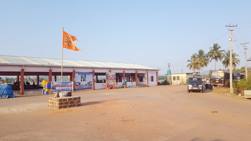 Case filed against MP Ananthkumar Hegde for unauthorized saffron flag hoisting in Bhatkal